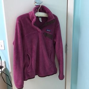 Maroon Pullover Patagonia Jacket (Lightly used)